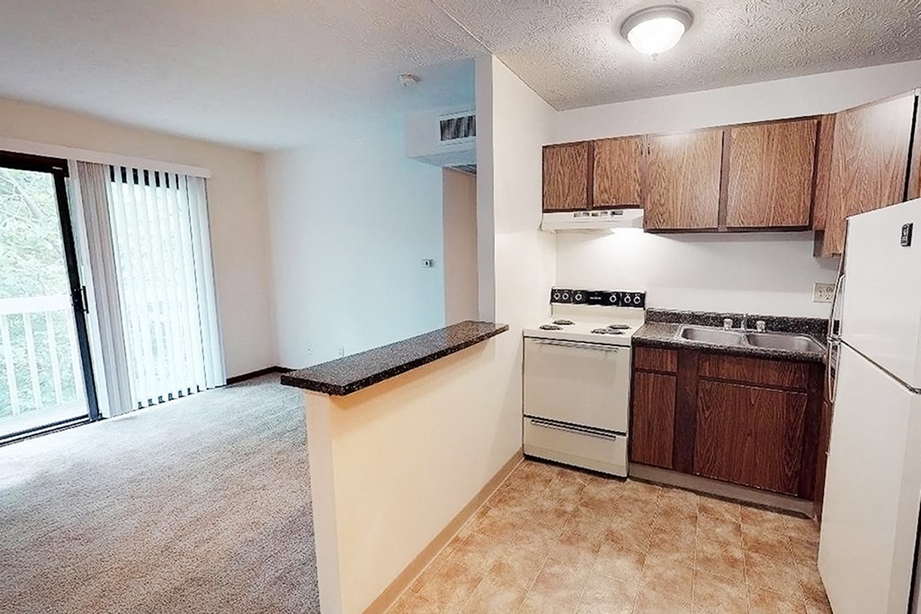 Kitchen Unit at Forest Creek Apartments, Ohio, 45044