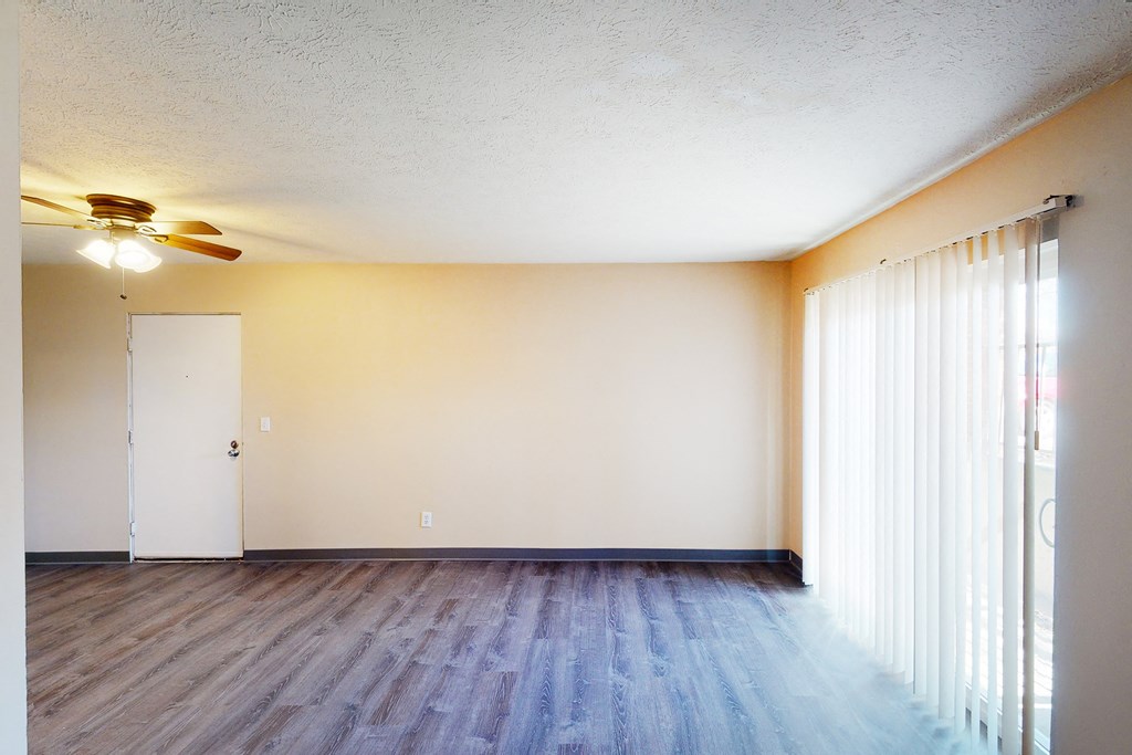Ceiling light at Quail Meadow Apartments, Cincinnati, OH, 45240