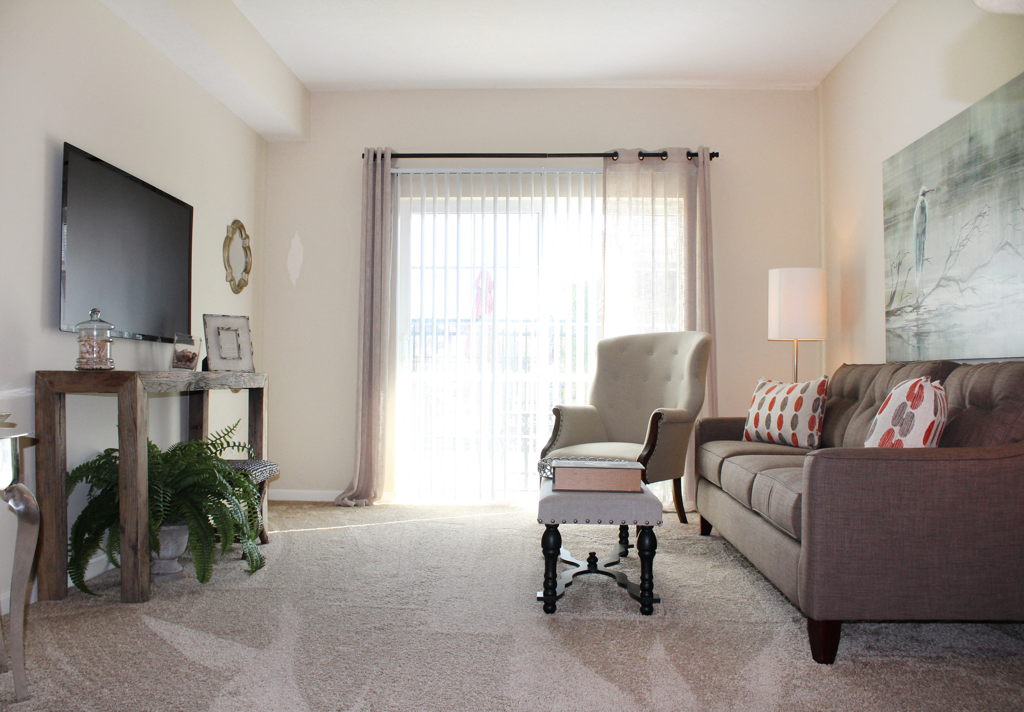 Living room at Residences at Northgate Crossing, Columbus, OH, 43235