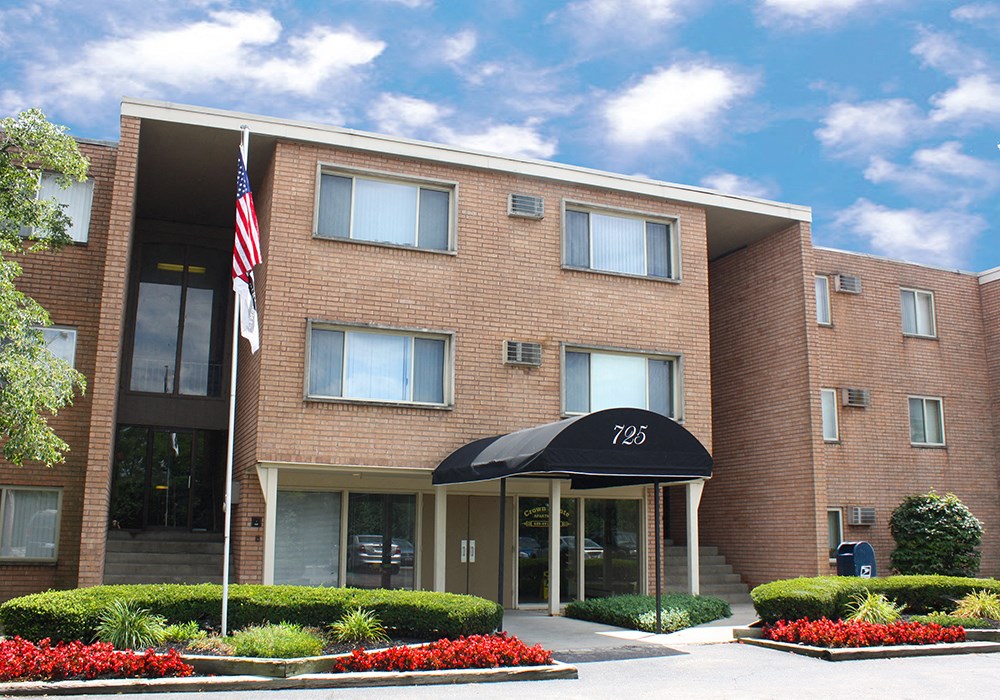 Building at Crown Pointe Apartments, Kentucky, 41014