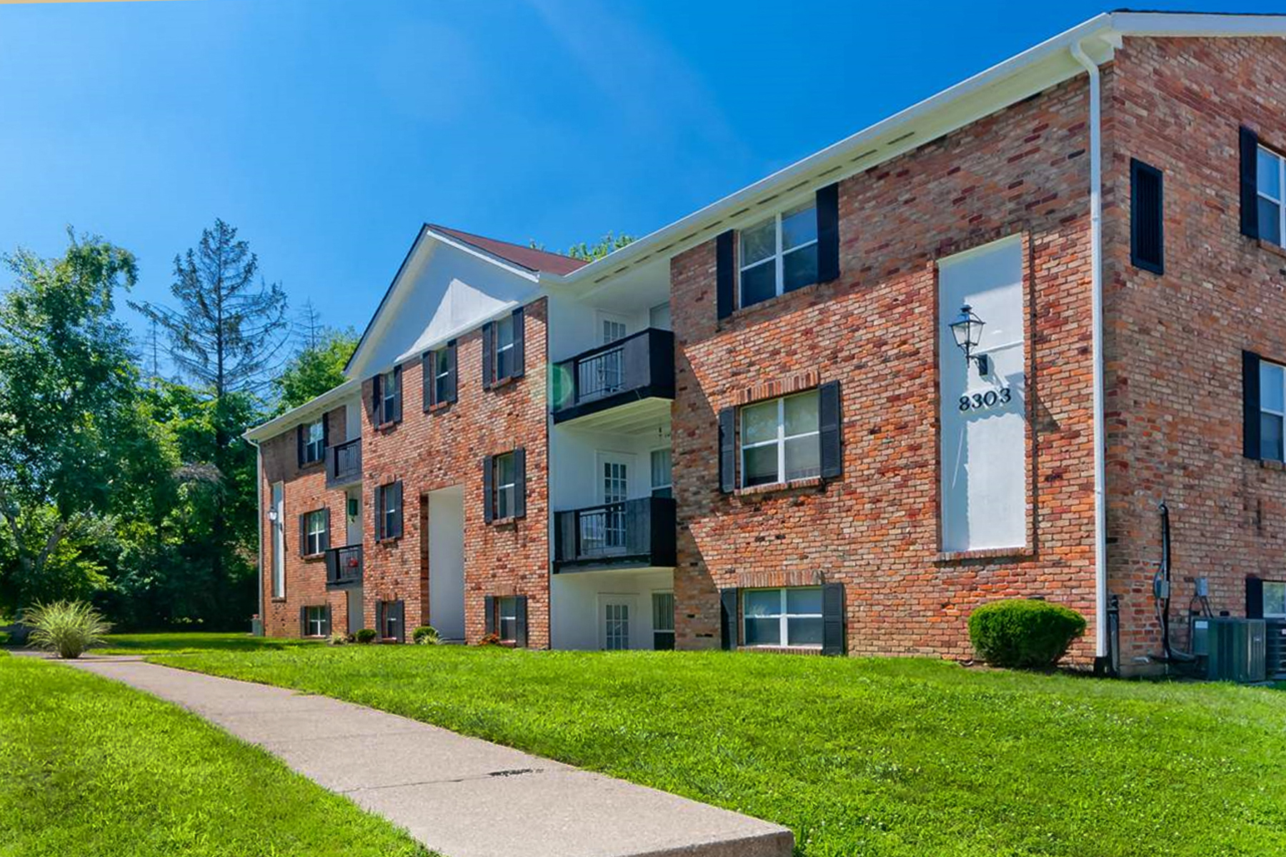 our apartments are located in the heart of a city  at Four Worlds Apartments, Cincinnati, OH, 45231