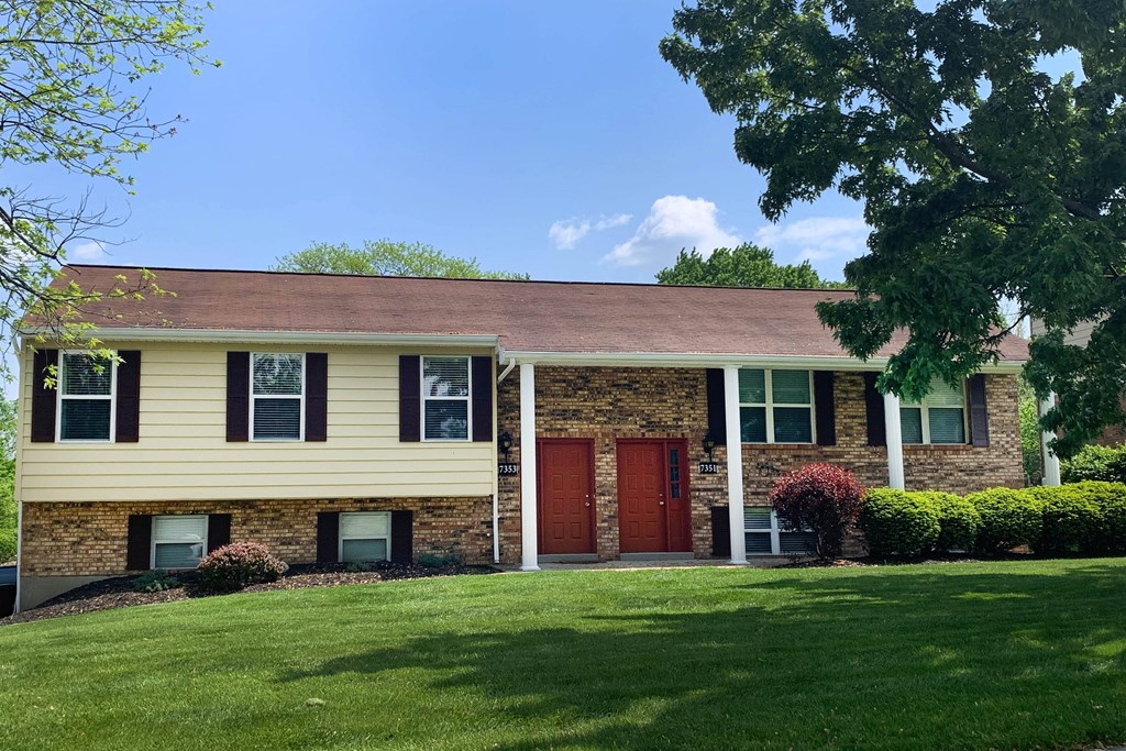 Exterior at The Villas at Kingswood, West Chester, 45069
