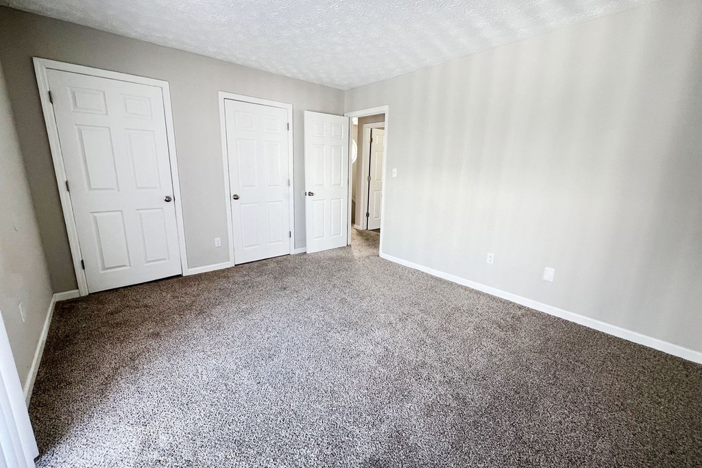 Bedroom area at 450 on Keeneland Apartments, Richmond, KY