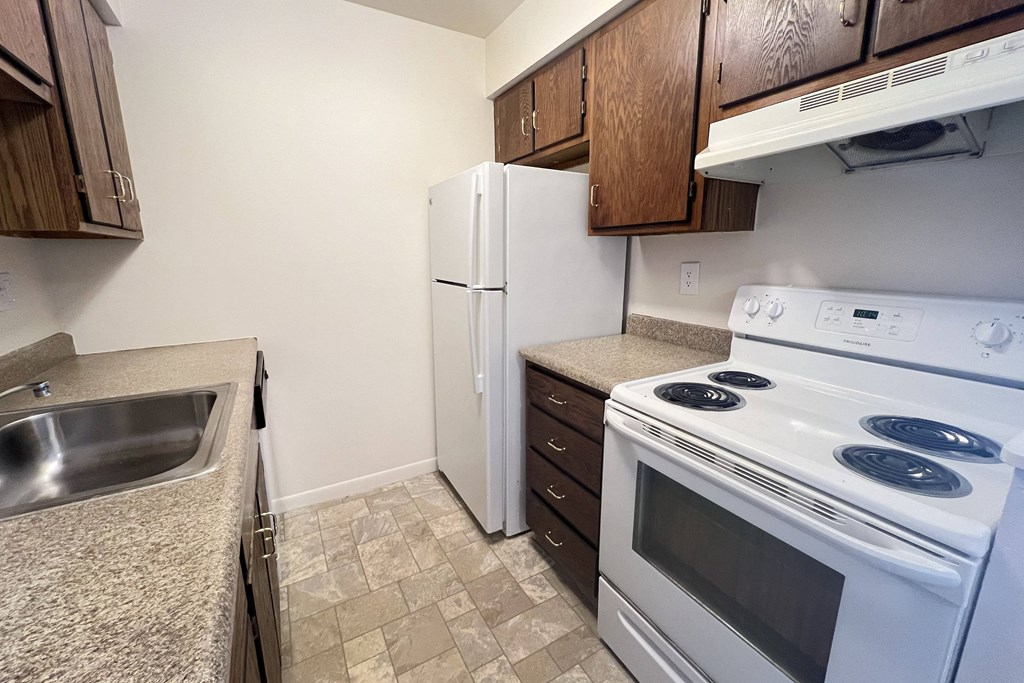 Four Worlds Apartments