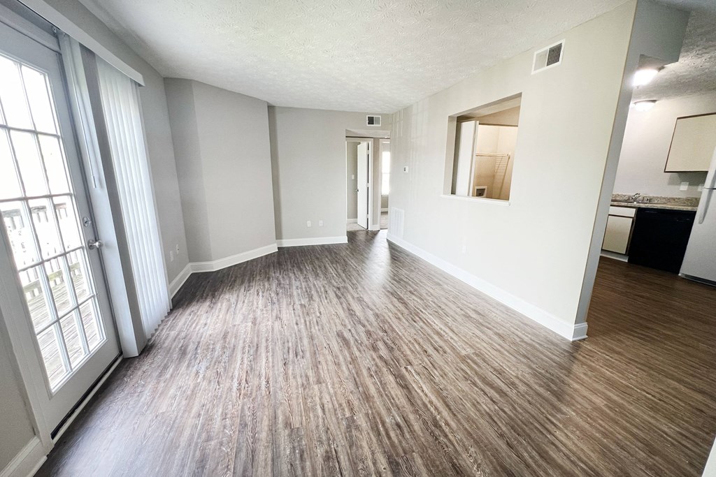 Living at 450 on Keeneland Apartments, Kentucky, 40475