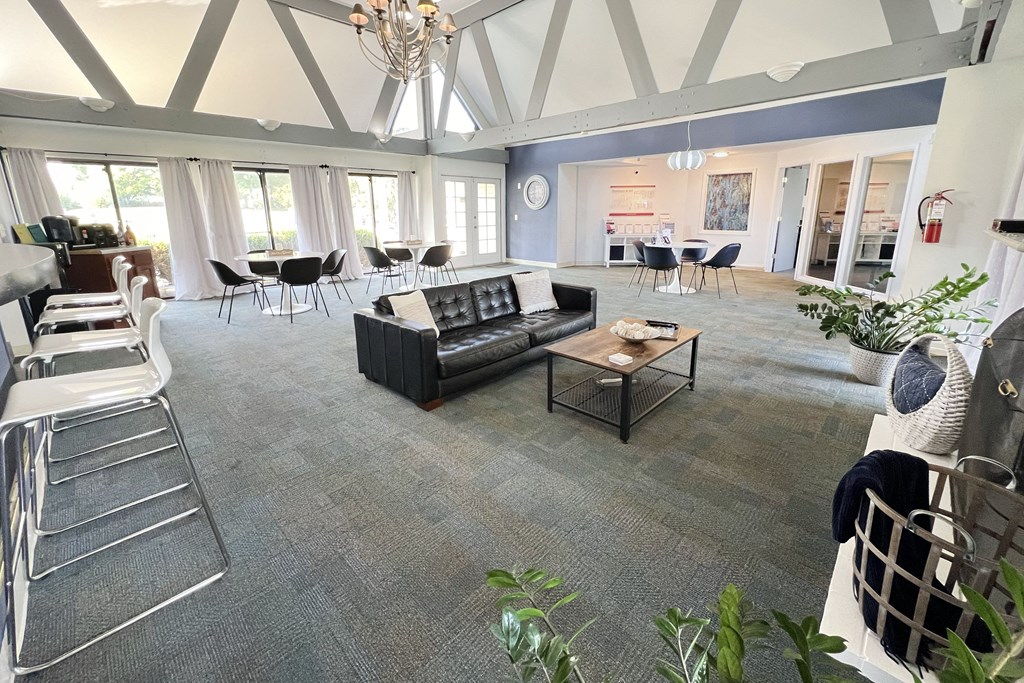 Miamisburg by the mall clubhouse at Miamisburg by the Mall, Ohio