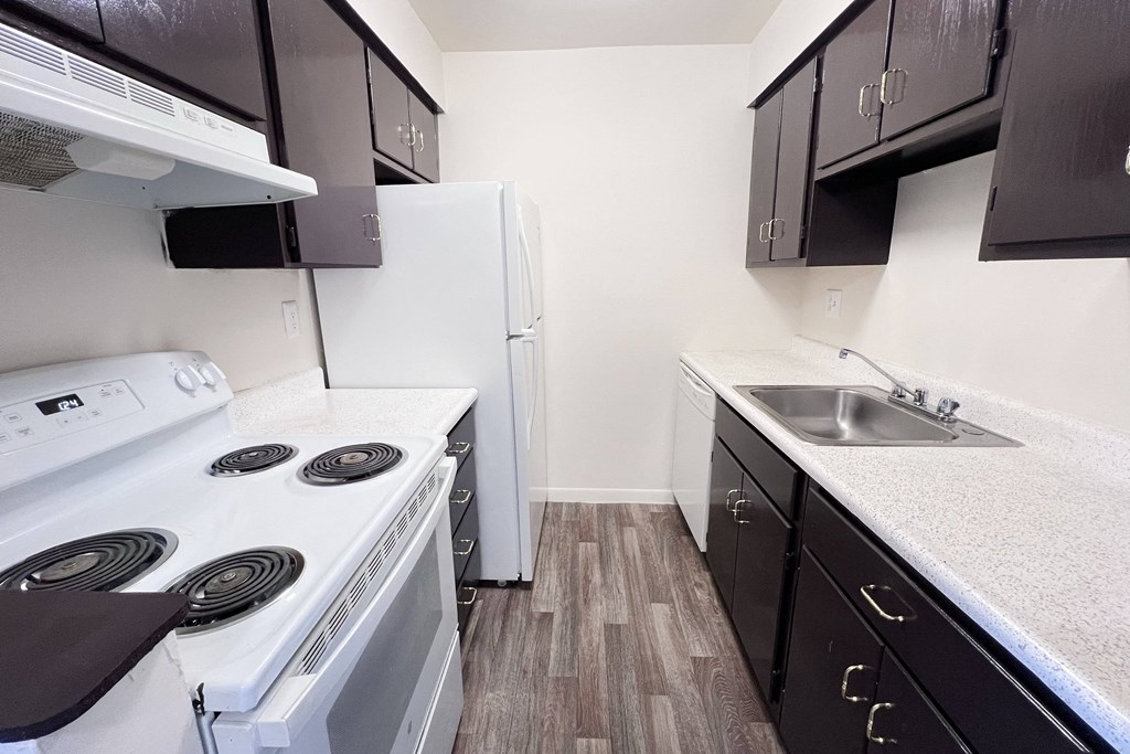 Four Worlds Apartments