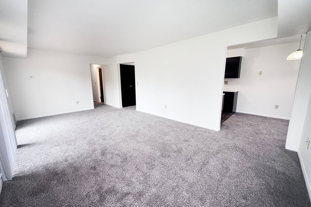 Four Worlds Apartments