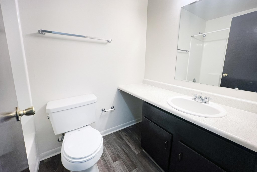 Four Worlds Apartments