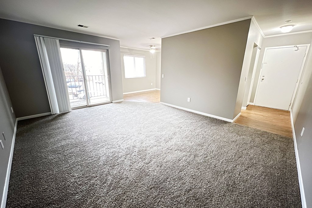 Classic 2 bedroom 875 SqFt area at Sharondale Woods Apartments, Cincinnati, 45241