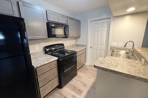 Woodhills Apartments