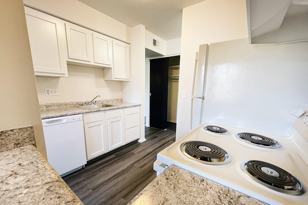 Four Worlds Apartments