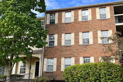 Woodhills Apartments