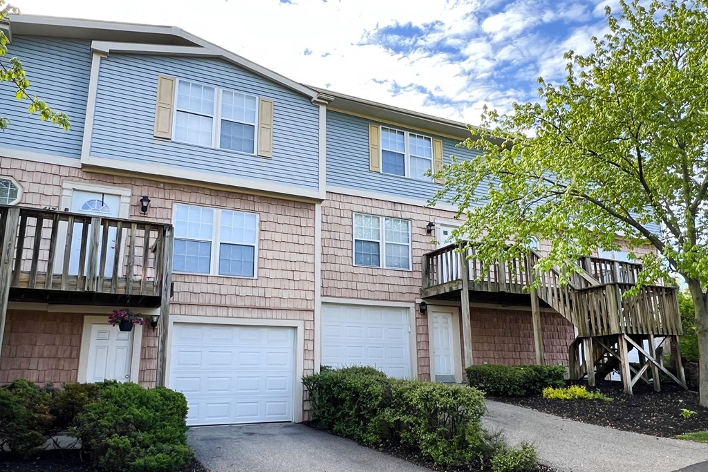 Woodhills Apartments, 1000 Clubhouse Drive, West Carrollton, OH RentCafe