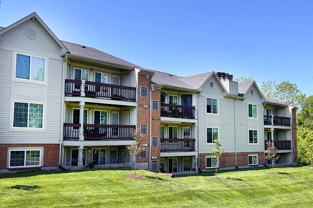 the preserve at gateway apartment for rent in garland, tx  at The Vinings Apartments, Cincinnati, 45245