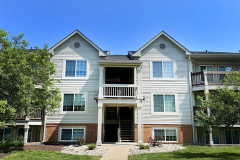 the preserve at gateway apartment for rent in bloomington, in  at The Vinings Apartments, Ohio