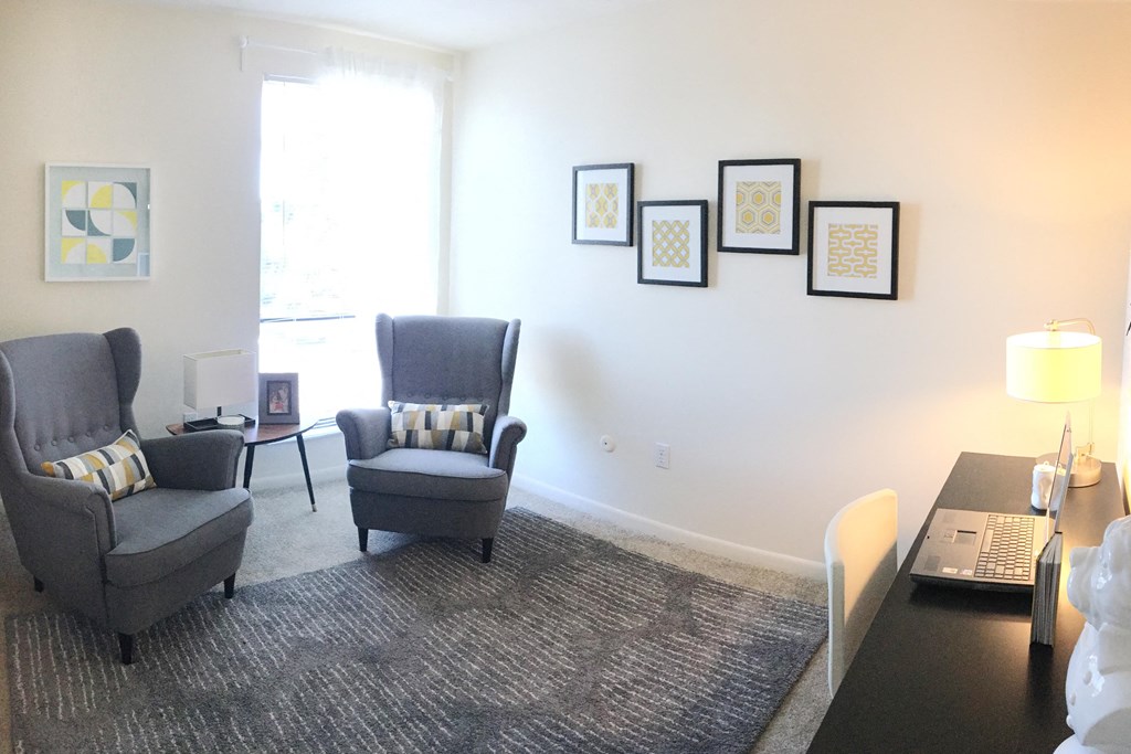 Living room decoration at Miamisburg by the Mall, Ohio