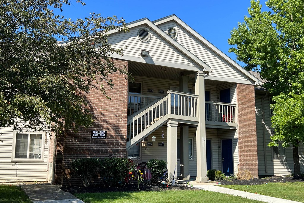 Back Side View at Eagle Crest Apartments, Galloway, OH