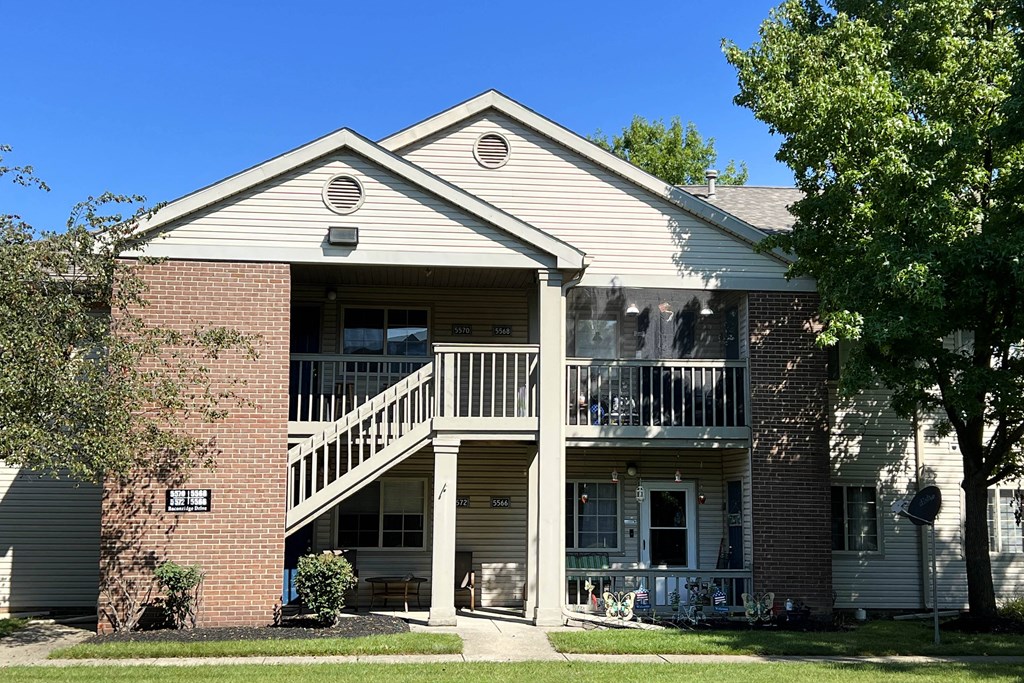 Exterior at Eagle Crest Apartments, Galloway, 43119