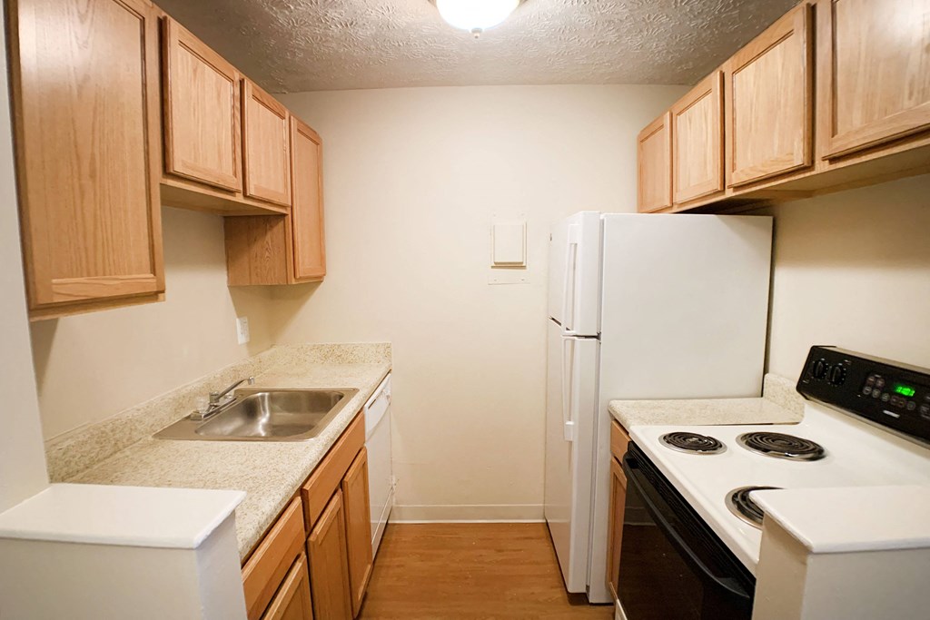 Fully Equipped Kitchen at Summit East - A Senior Community, Cincinnati, OH, 45237