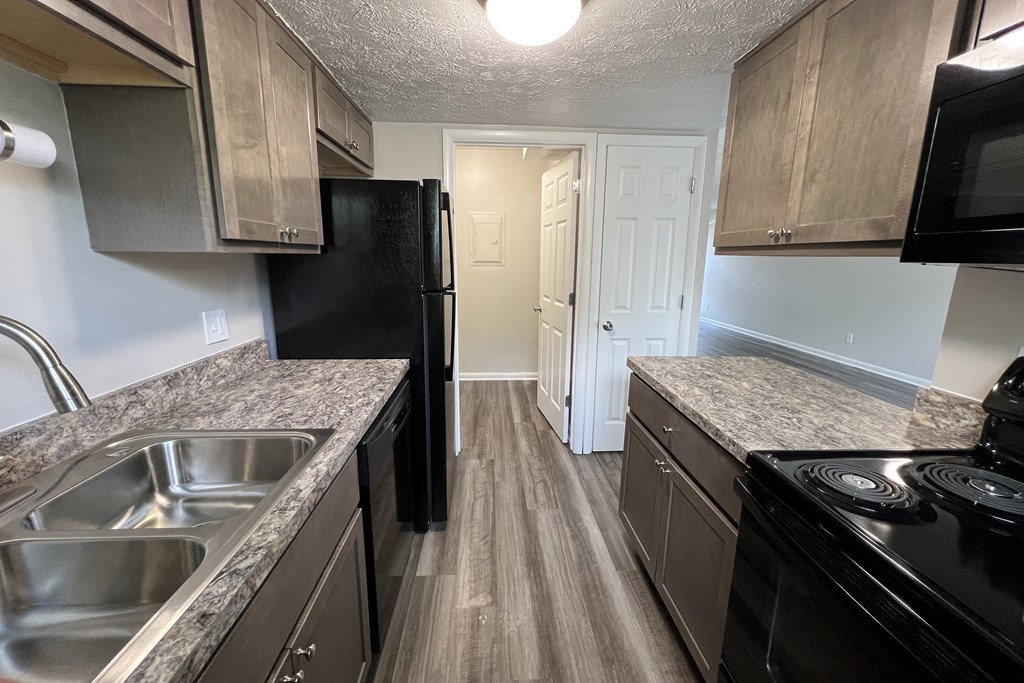 Renovated Plaza Townhome at Miamisburg by the Mall, Ohio