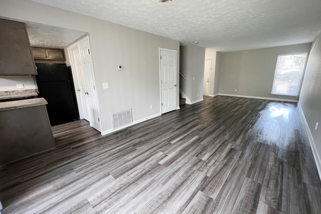 Living room area interior at Miamisburg by the Mall, Miamisburg, OH