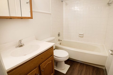 Bathtub at Crown Crossing Apartments, Amelia