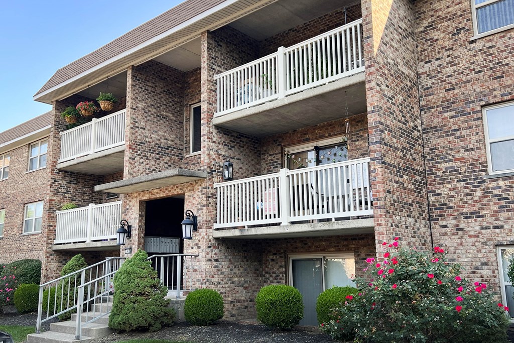 Elegant Exterior at Grace Court, Ft. Mitchell, Kentucky