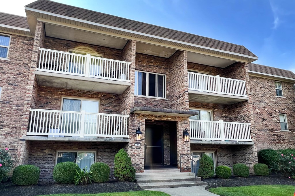 Front Exterior View at Grace Court, Ft. Mitchell, 41017