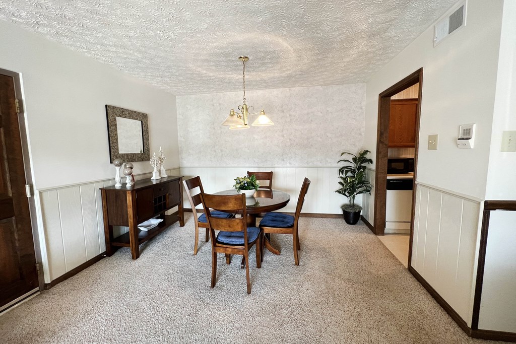 Dining Area at Grace Court, Kentucky