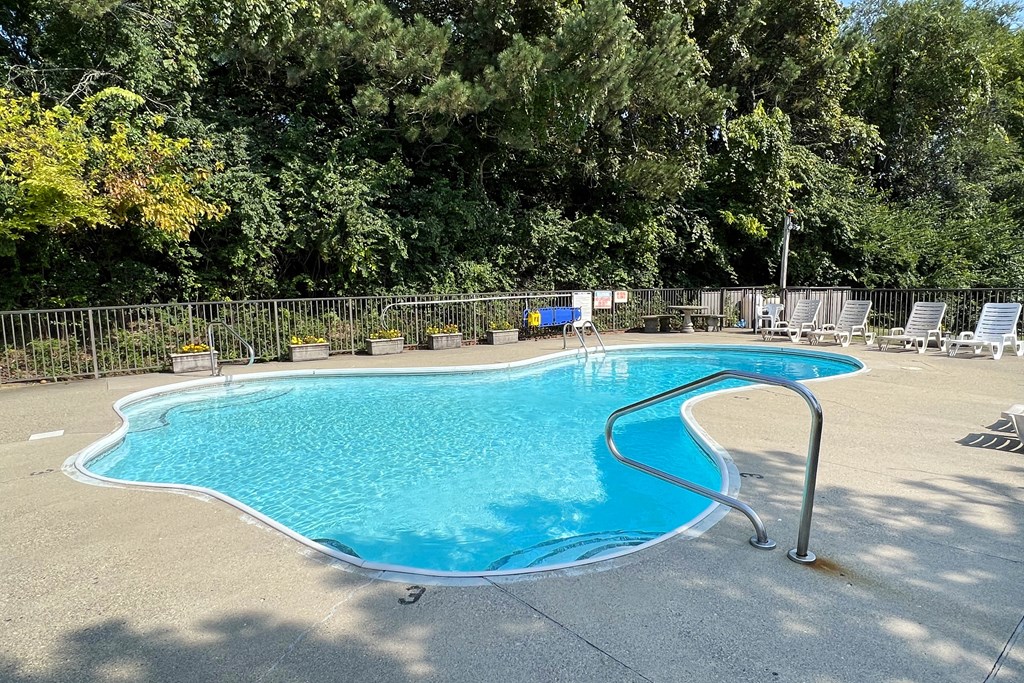 Pool With Deck  at Crestbrook Apartments & Townhomes, Kentucky