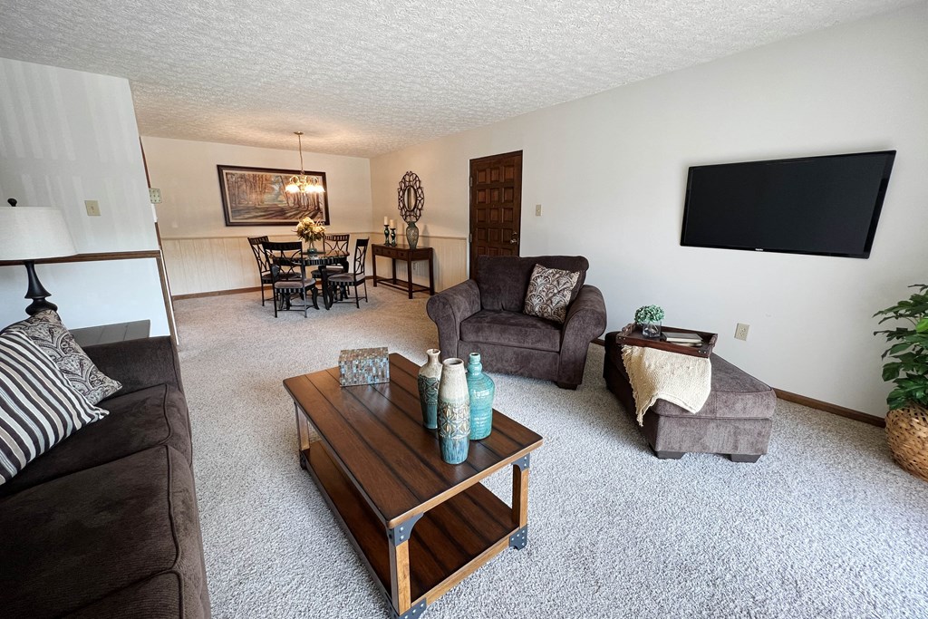 Living Room With TV  at Crestbrook Apartments & Townhomes, Kentucky, 41017