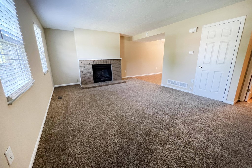 Carpeted Living Area at The Villas at Kingswood, West Chester, OH