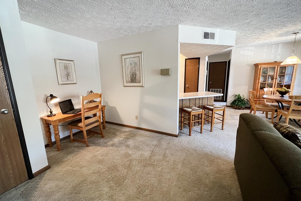 Kitchen And Dining at Colonial Village, Crescent Springs, KY, 41017