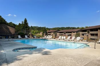 Picturesque Pool And Cabana Setting at Devou Village, Kentucky