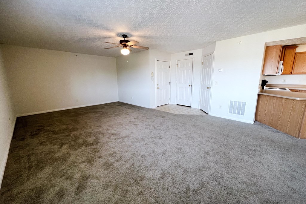 Walton Ridge 2 Bedroom, 1 Bath  at Walton Ridge Apartments, Kentucky, 41094