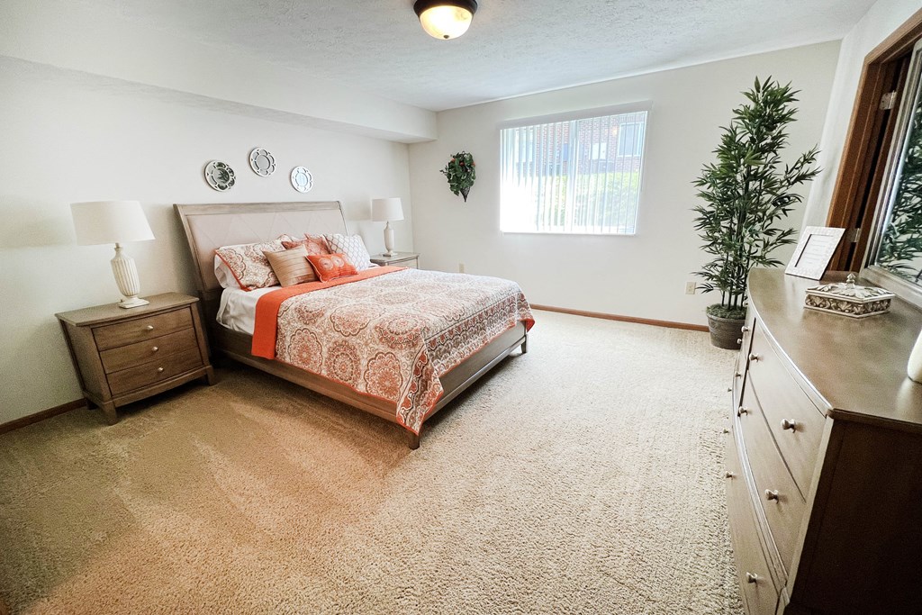 Comfortable Bedroom at The Overlook at Ft. Thomas, Kentucky, 41075