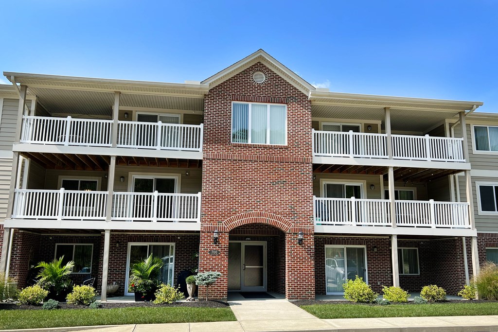 Front Exterior at The Overlook at Ft. Thomas, Kentucky