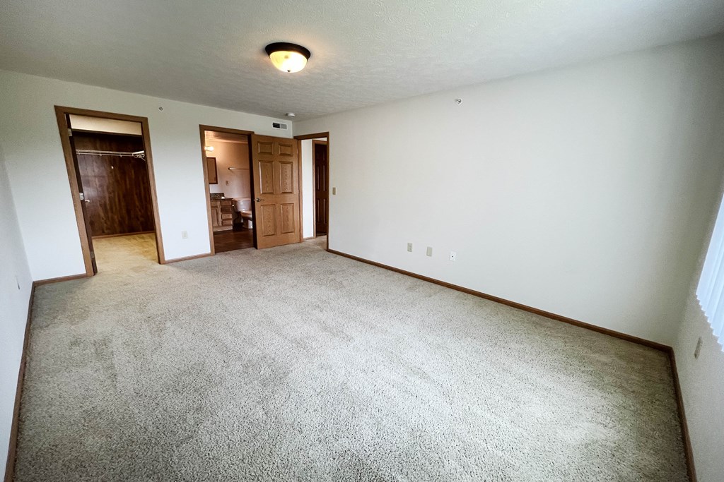 Master Carpeting at The Overlook at Ft. Thomas, Ft. Thomas, 41075