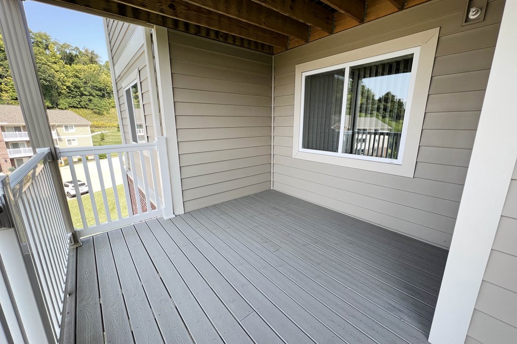 Balcony at The Overlook at Ft. Thomas, Ft. Thomas, KY
