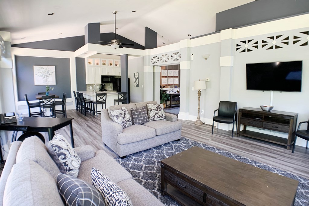 Community Clubhouse at The Vinings Apartments, Cincinnati