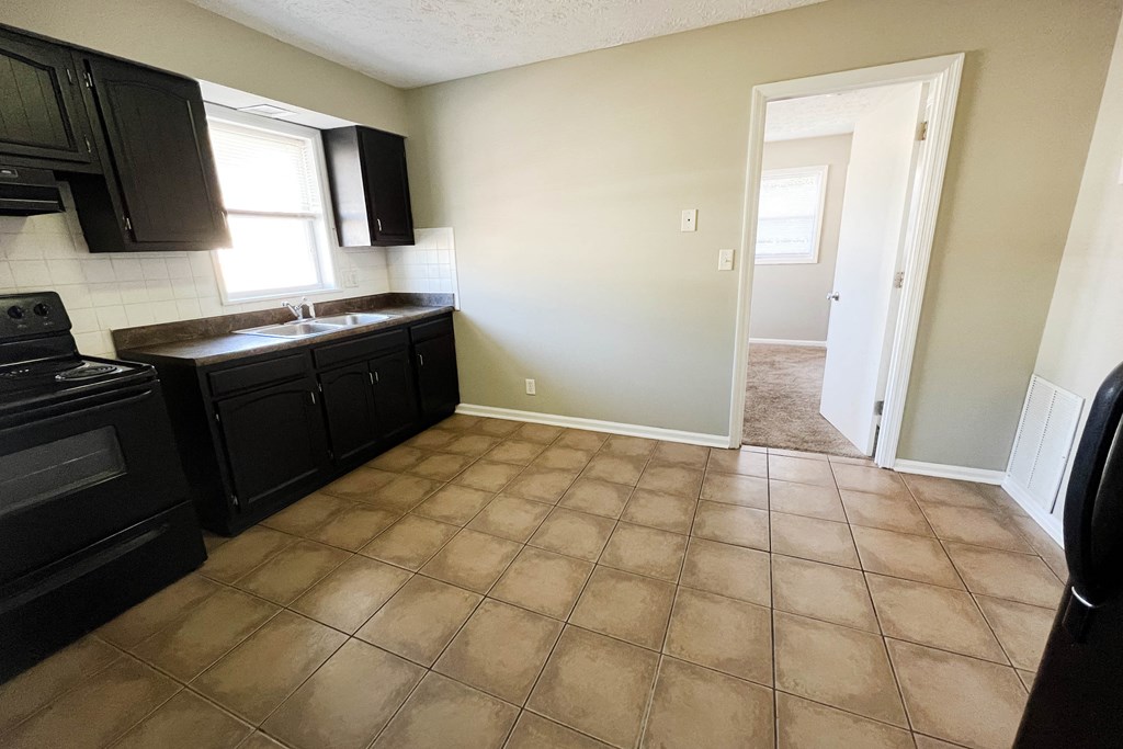 Kitchen with cabinets at Park Place, Richmond, KY, 40475