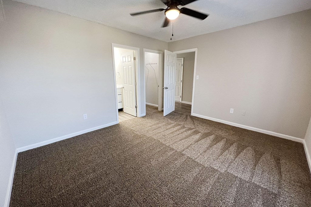 Carpeted Bedroom at Hartland Place, Lexington, KY
