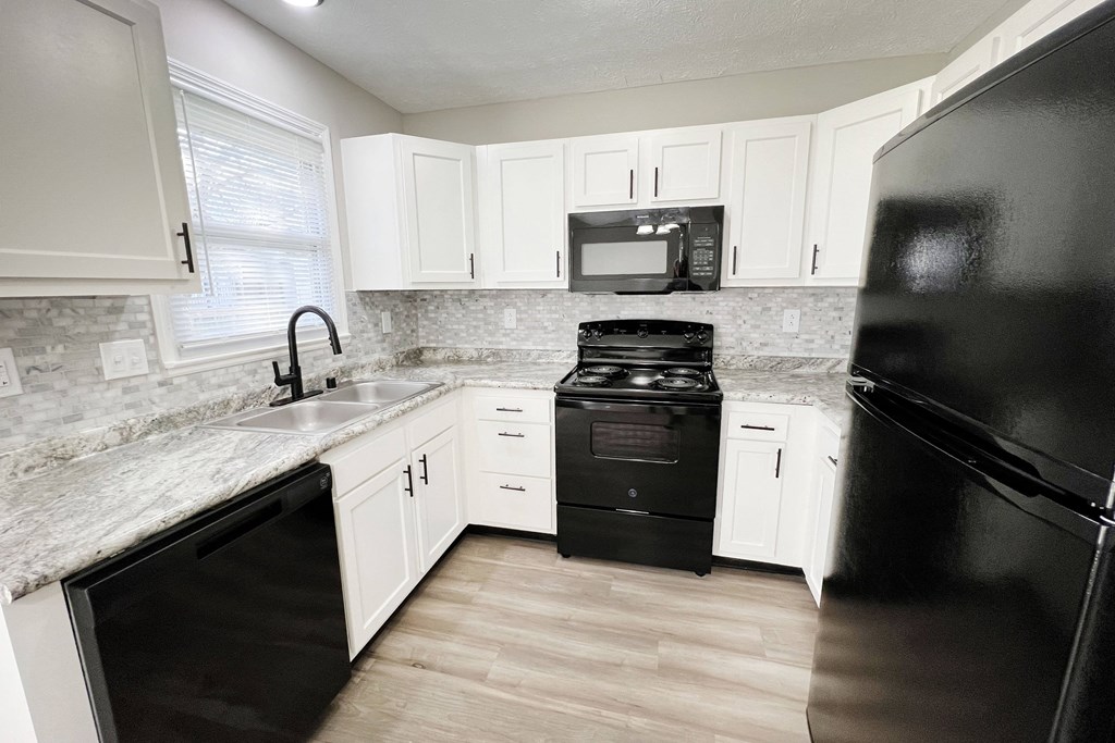 Black Appliances at Hartland Place, Lexington, 40517