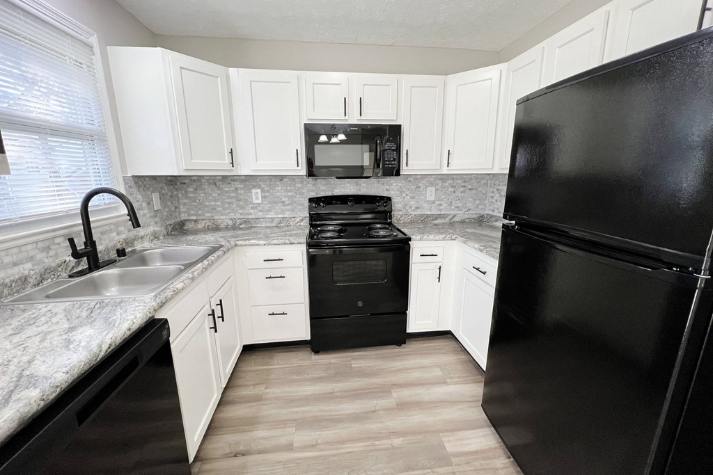 Kitchen Bar With Granite Counter Top  at Hartland Place, Lexington, 40517