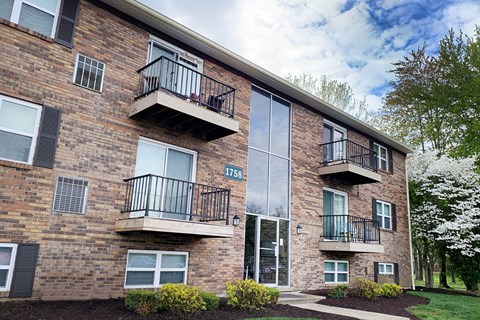 Back Exterior Balconies at Crown Crossing in Amelia, OH