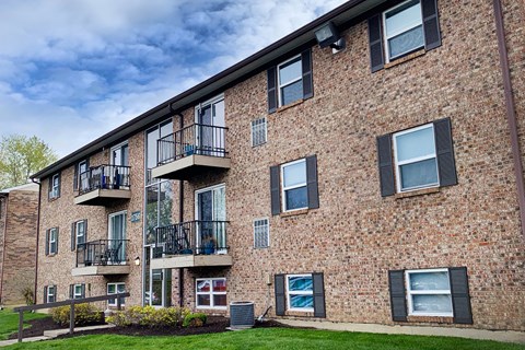 Backside View at Crown Crossing Apartments, Amelia, OH, 45102