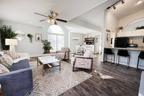 Woodhills Apartments