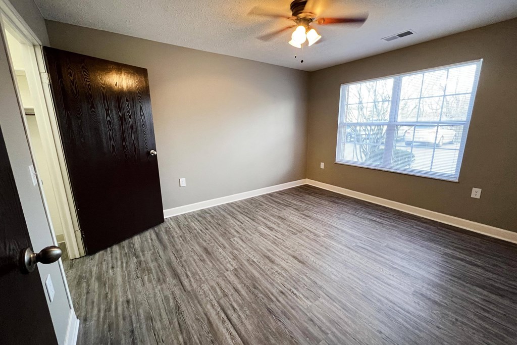Quail Meadow Bedroom at Quail Meadow Apartments, Ohio, 45240