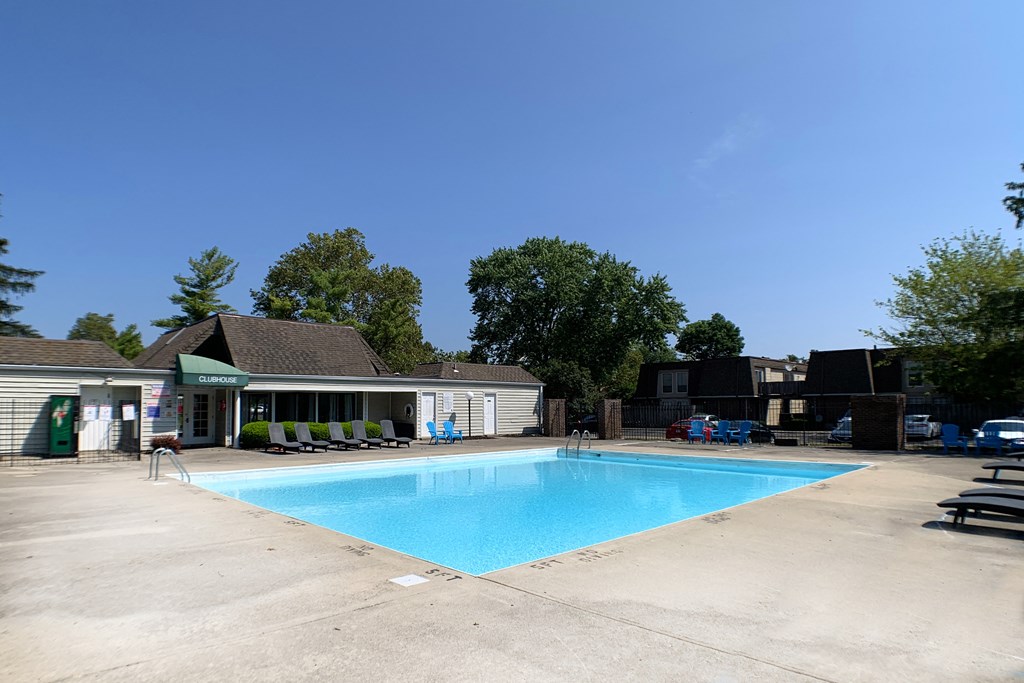 Swimming at Miamisburg by the Mall, Ohio
